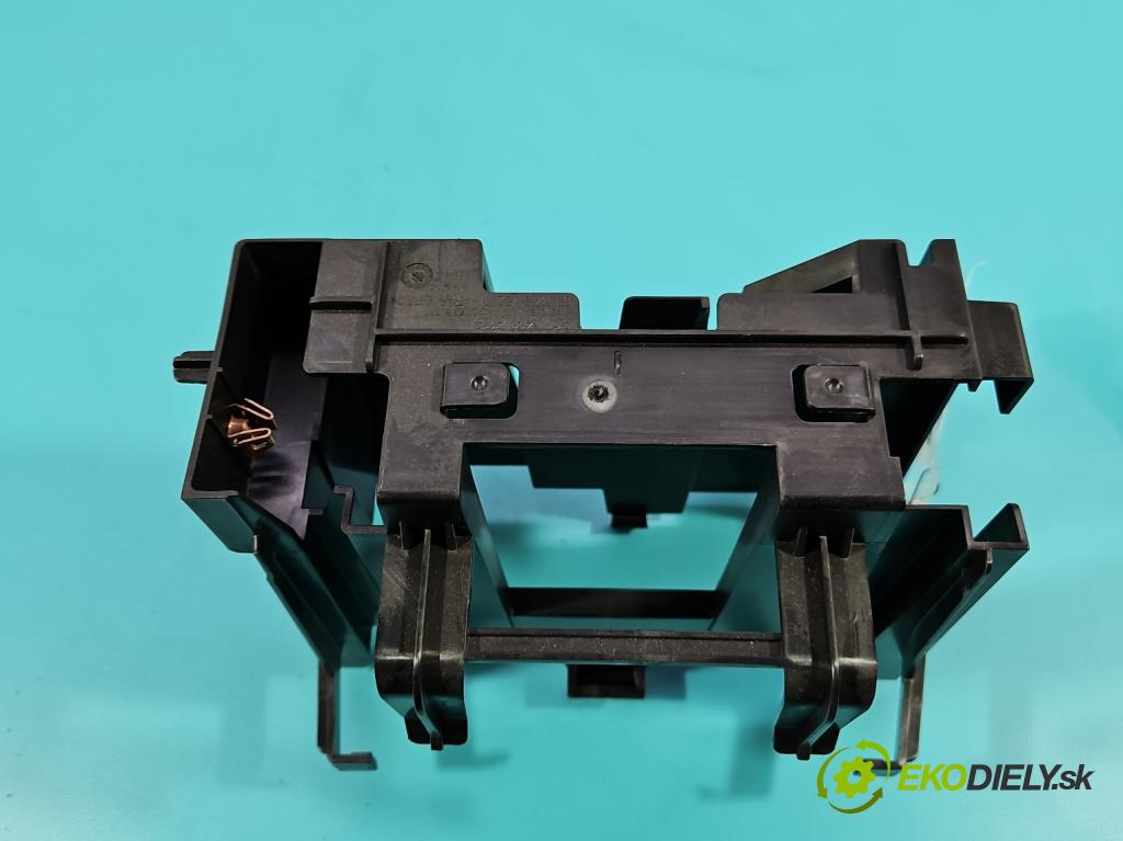 Opel Insignia B 2017-2022 2.0 T 260 HP automatic 191 kW 1998 cm3 5- Rukojeť: ostatné 39126563