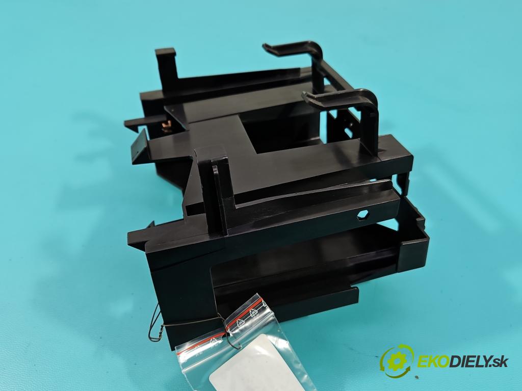 Opel Insignia B 2017-2022 2.0 T 260 HP automatic 191 kW 1998 cm3 5- Rukojeť: ostatné 39126563