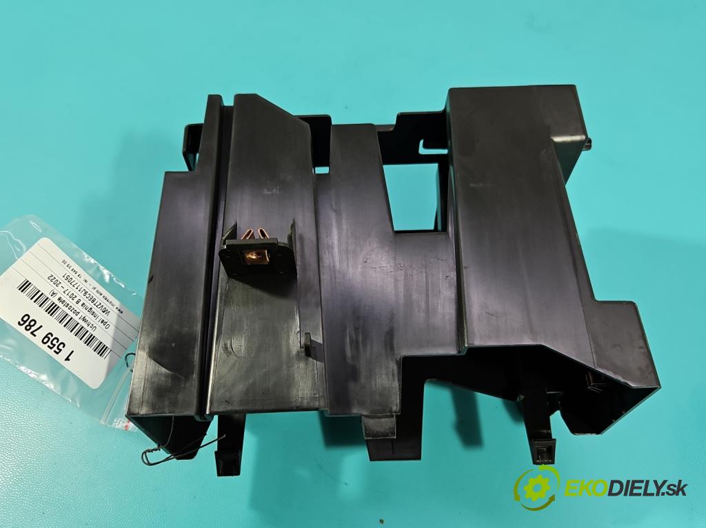 Opel Insignia B 2017-2022 2.0 T 260 HP automatic 191 kW 1998 cm3 5- Rukojeť: ostatné 39126563