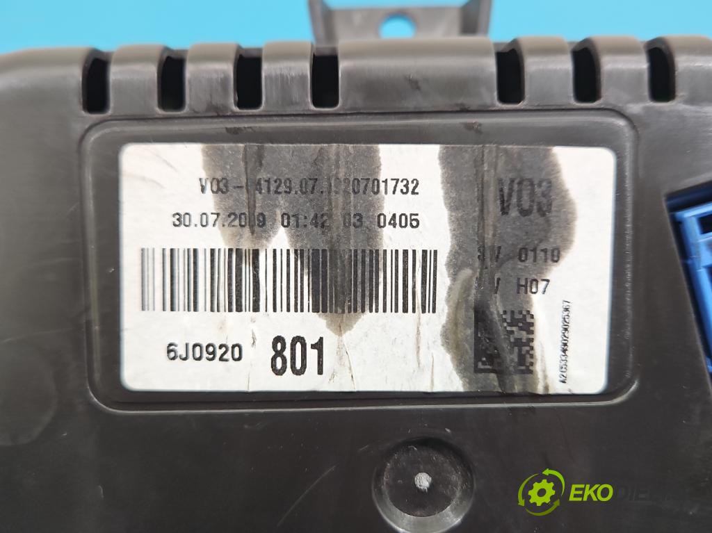 Seat Ibiza IV 6J 2008-2017 1.2 12V 69KM manual 51 kW 1198 cm3 5- prístrojovka/ budíky 6J0920801 (Prístrojová doska)