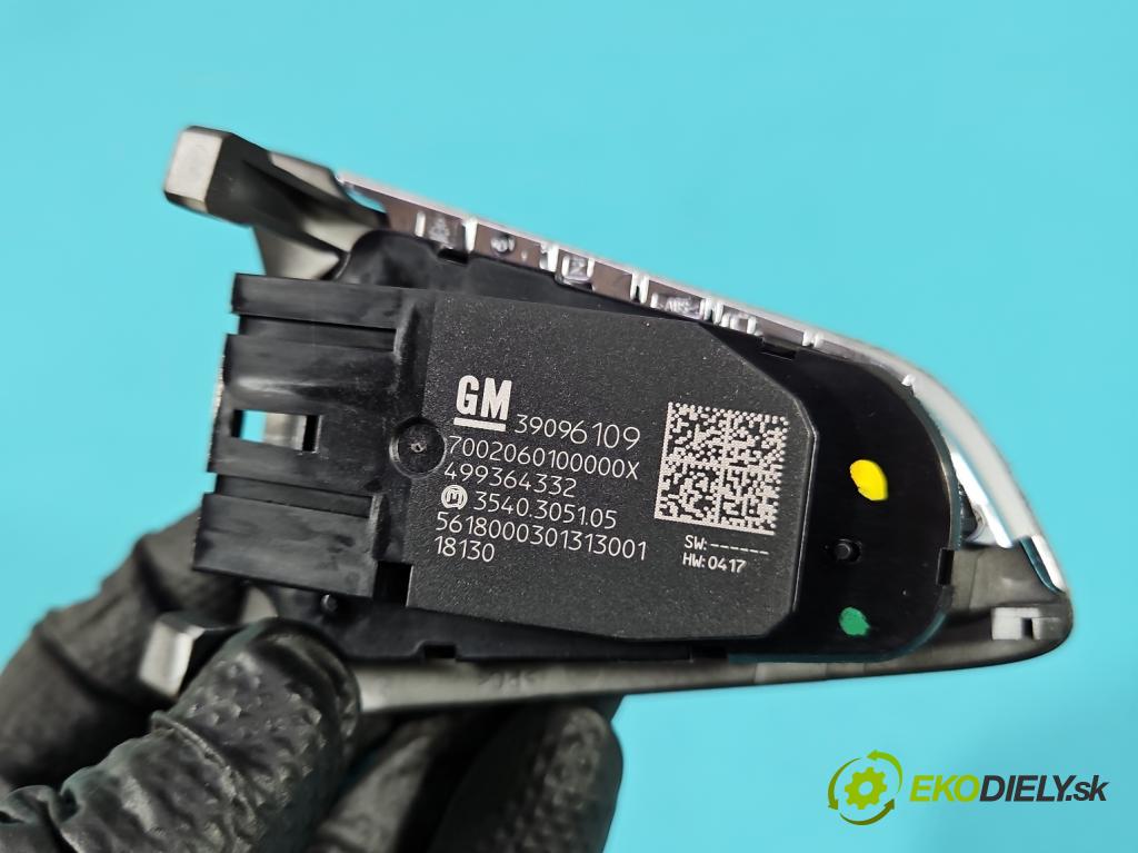 Opel Insignia B 2017-2022 2.0 T 260 HP automatic 191 kW 1998 cm3 5- prepínač multifunkční: řízení: 39096109 (Prepínacie páčky pod volantom)