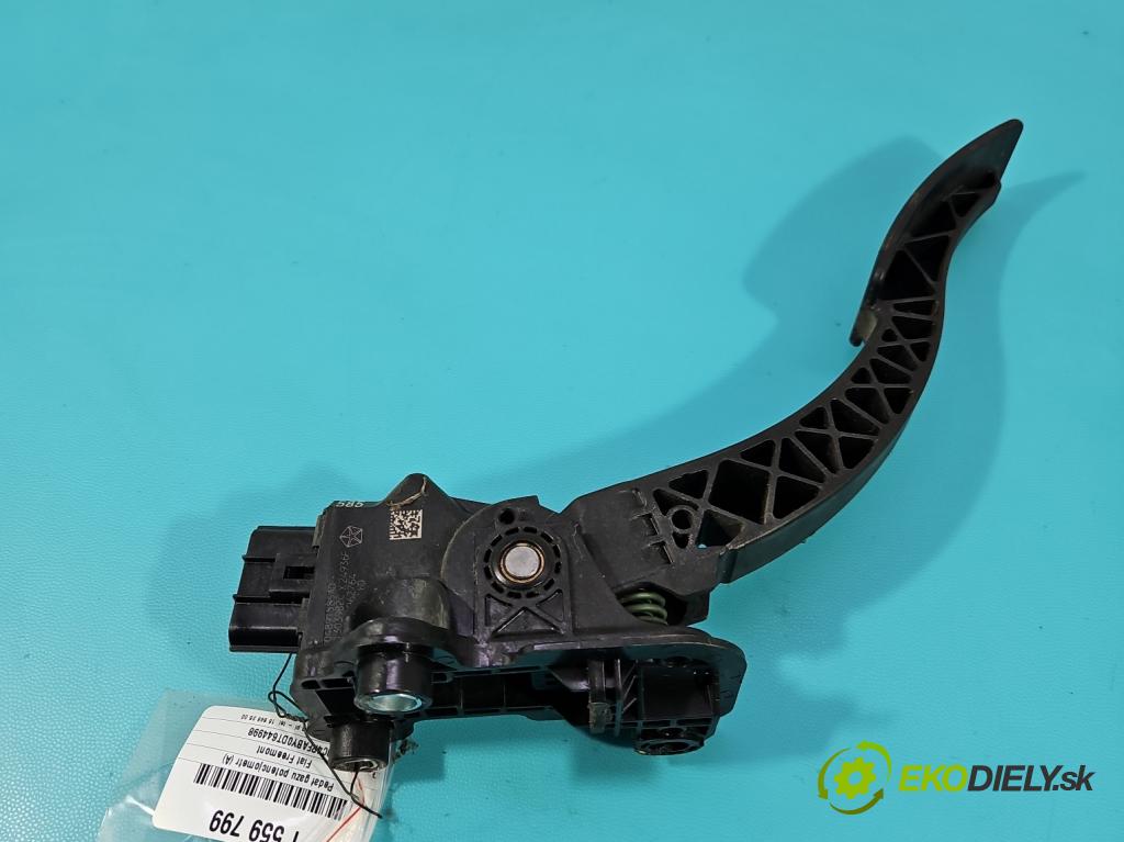 Fiat Freemont 2.0 jtd 170 HP manual 125 kW 1956 cm3 5- pedal plyn potenciometr: 04891585AD