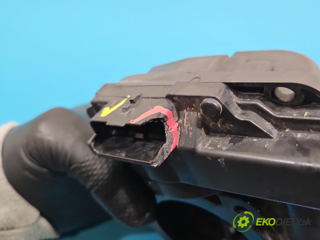 Peugeot 508 II 2018- 1.6 224hp automatic 165 kW 1598 cm3 5- klapka 8675278 (Škrtiaca klapka)