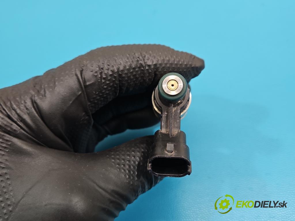 Peugeot 508 II 2018- 1.6 224 hp automatic 165 kW 1598 cm3 5- vstřikovač 9818760580 (Vstřikovač paliva)