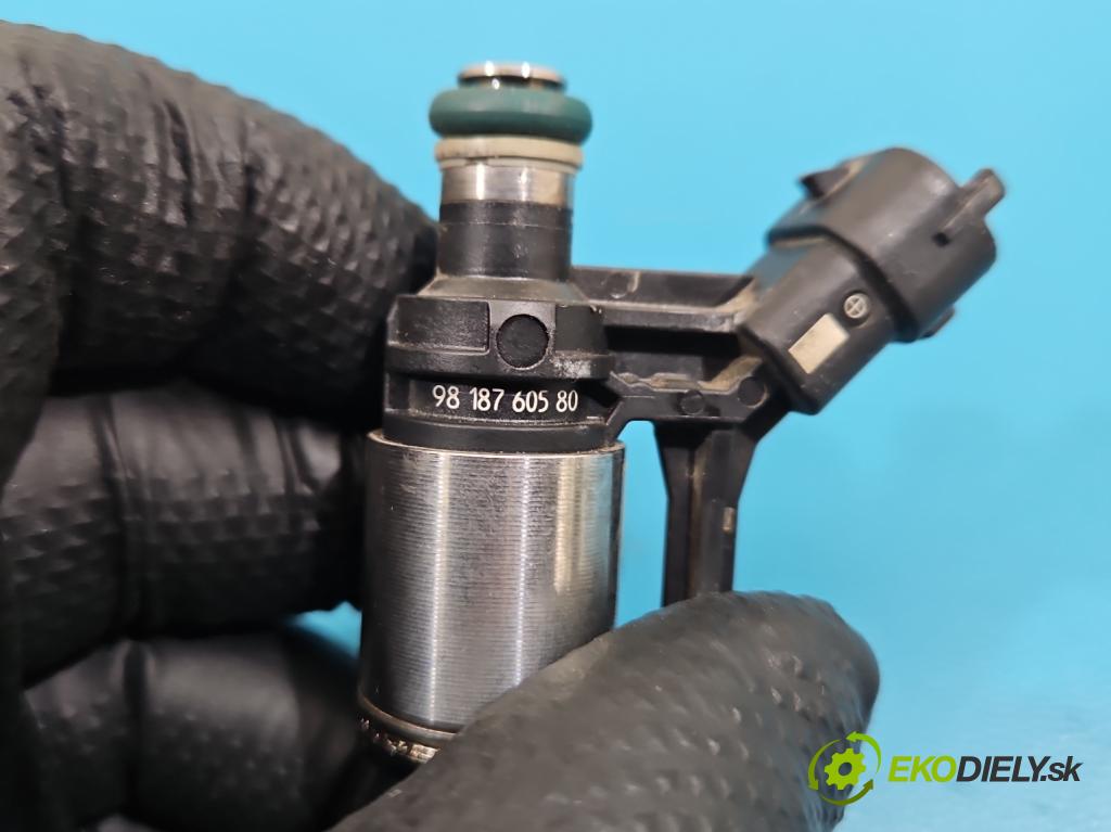 Peugeot 508 II 2018- 1.6 224 hp automatic 165 kW 1598 cm3 5- vstřikovač 9818760580 (Vstřikovač paliva)