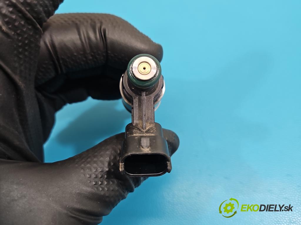 Peugeot 508 II 2018- 1.6 224 hp automatic 165 kW 1598 cm3 5- vstřikovač 9818760580 (Vstřikovač paliva)