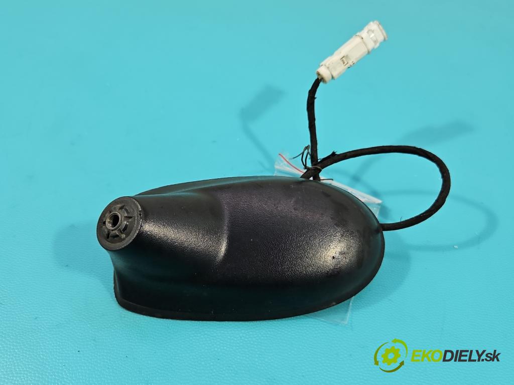 Fiat Freemont 2.0 jtd 170 HP manual 125 kW 1956 cm3 5- Antena P05064793AB