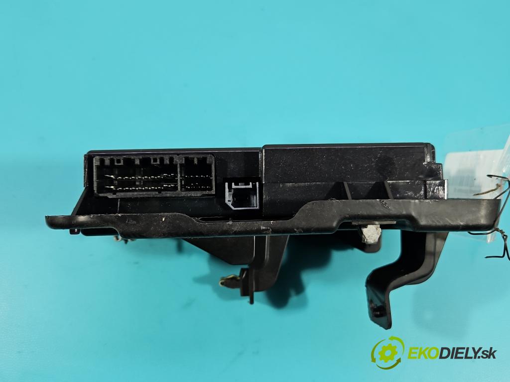 Fiat Freemont 2.0 jtd 170 HP manual 125 kW 1956 cm3 5- riadiaca jednotka ostatné 68158126AC