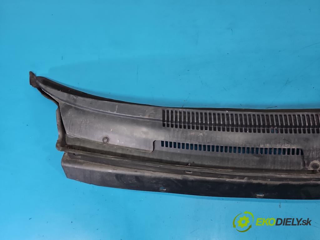 Fiat Freemont 2.0 jtd 170 HP manual 125 kW 1956 cm3 5- torpédo 05116266AF (Torpédo (plast pod čelným sklom))