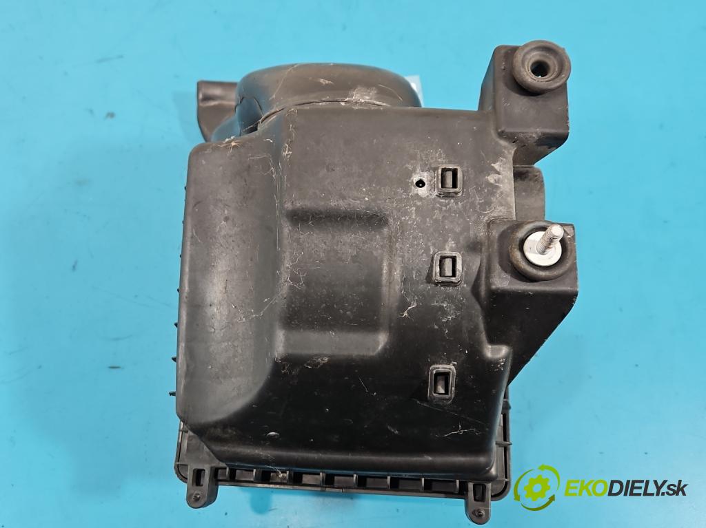 Fiat Freemont 2.0 jtd 170 HP manual 125 kW 1956 cm3 5- obal filtra vzduchu 04627072AB (Obal vzduchového filtra)