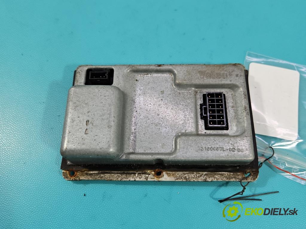 Citroen C8 2002-2014 2.2 16V 158 HP manual 116 kW 2230 cm3 5- střídač: xenon 73160057L (Riadiaca jednotka xenónu)