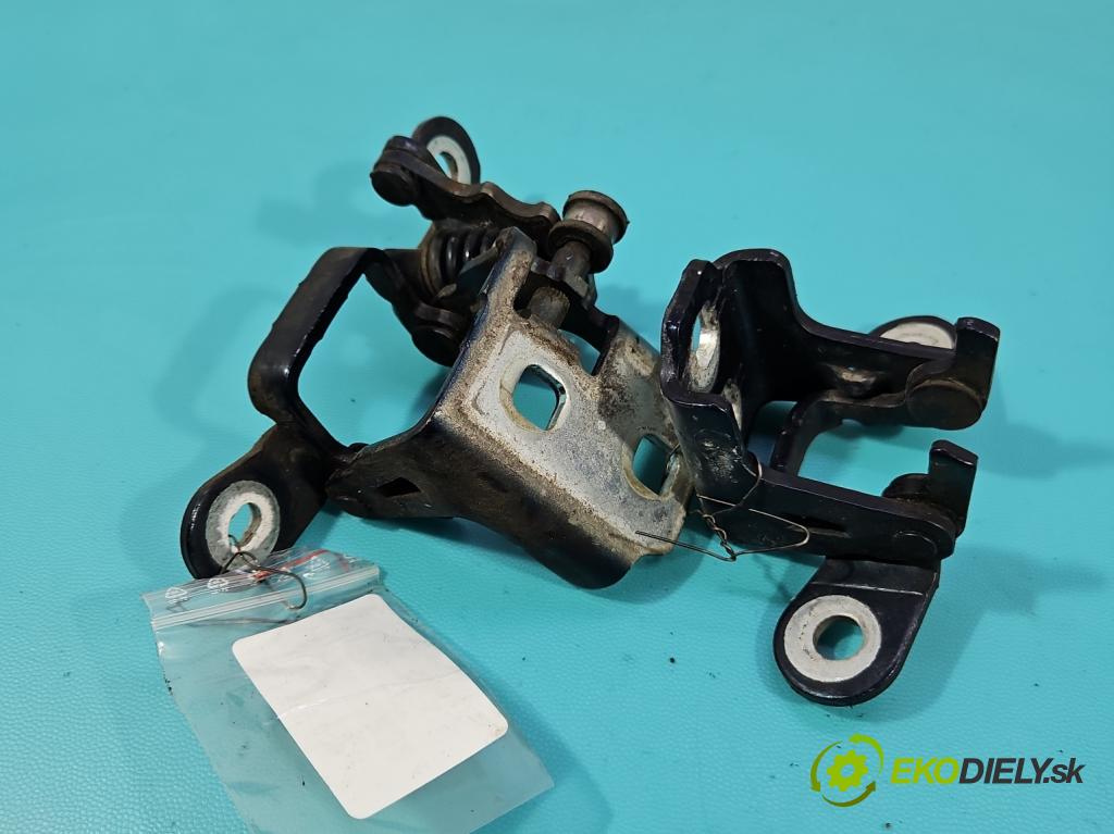 Fiat Freemont 2.0 jtd 170 hp manual 125 kW 1956 cm3 5- Závěs: dveře zadní levý