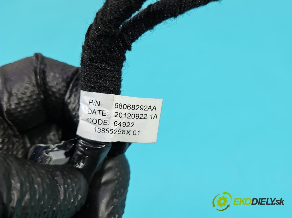 Fiat Freemont 2.0 jtd 170 HP manual 125 kW 1956 cm3 5- zásuvka USB 68068292AA