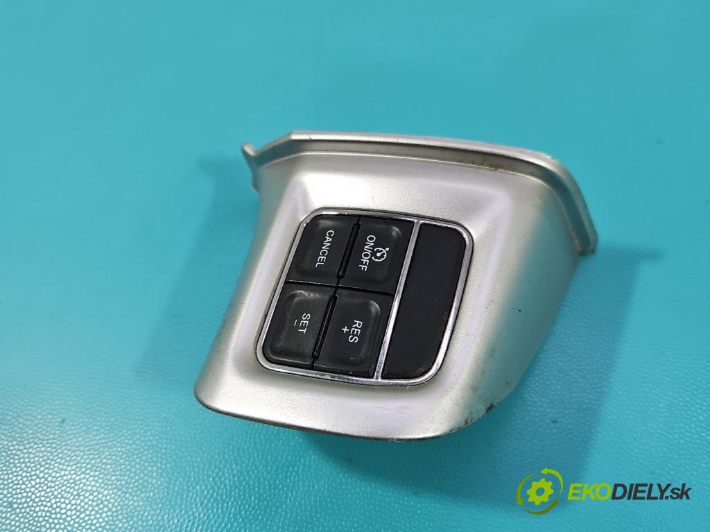 Fiat Freemont 2.0 jtd 170 HP manual 125 kW 1956 cm3 5- prepínač multifunkční: řízení: 56046252AD (Prepínacie páčky pod volantom)