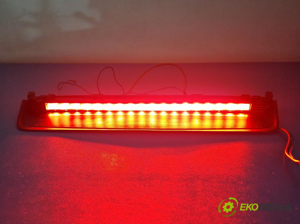 Mercedes S W222 2013-2020 3.0 cdi 656929 340KM automatic 250 kW 2925 cm3 4- světlo: A2229067303