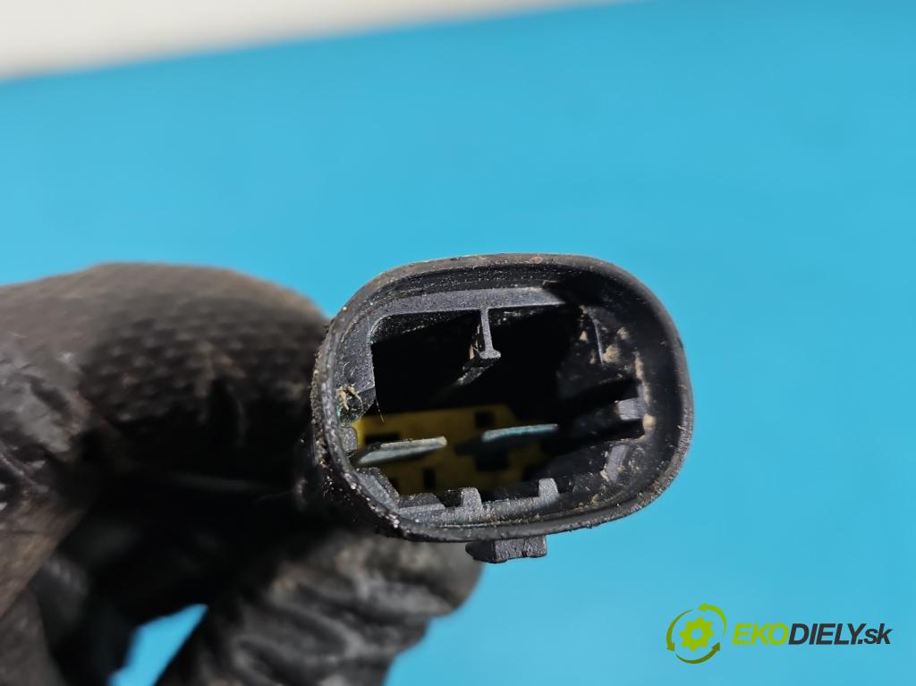 Citroen C8 2002-2014 2.2 16V 158 HP manual 116 kW 2230 cm3 5- Ventilátor chladiča