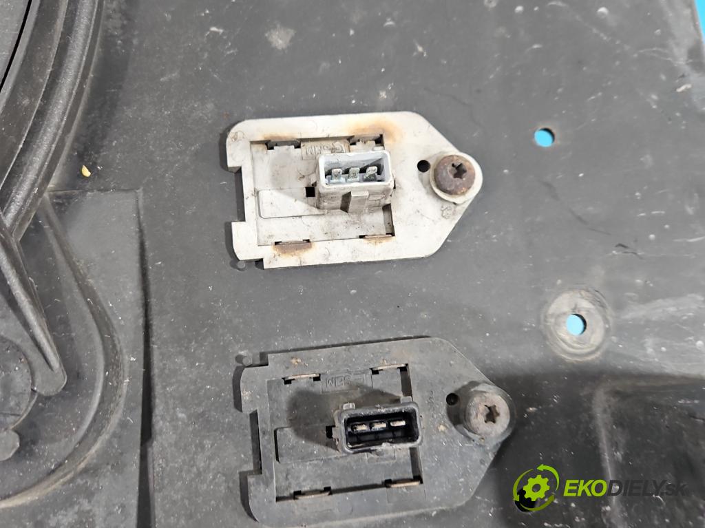 Citroen C8 2002-2014 2.2 16V 158 HP manual 116 kW 2230 cm3 5- Ventilátor chladiča