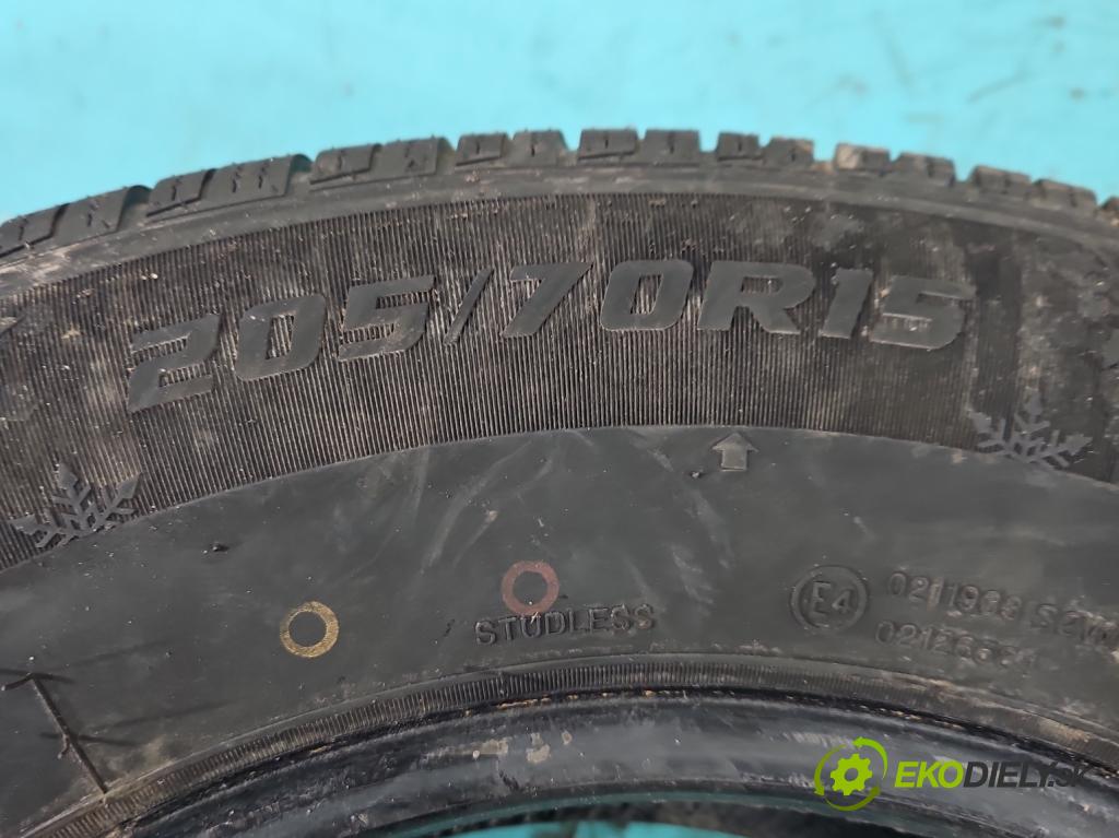 Honda CR-V II 2001-2006 2.0 16V 150 hp manual 110 kW 1998 cm3 5- pneumatiky: Zima 1