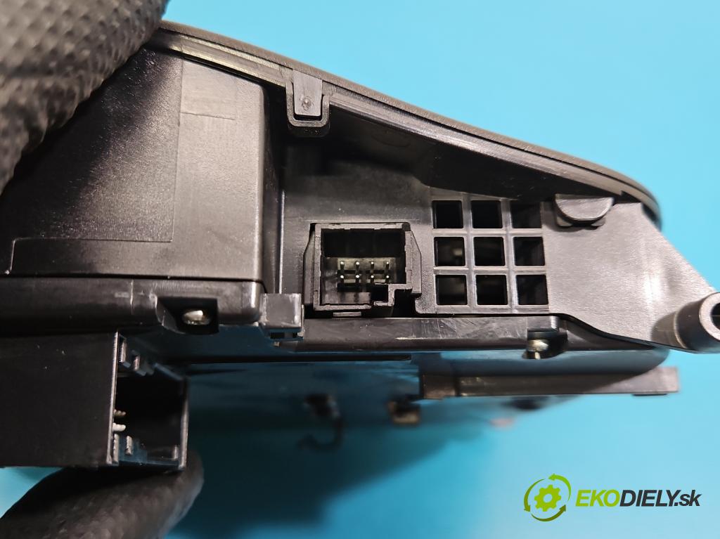 Mercedes S W222 2013-2020 3.0 cdi (656929) 340KM: automatic 250 kW 2925 cm3 4- svetlo / reflektor interiéra 0009008317