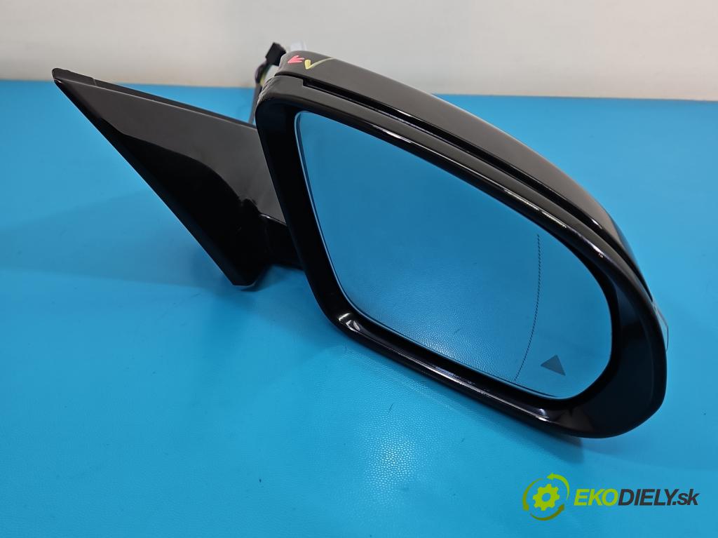 Mercedes S W222 2013-2020 3.0 cdi 656929 340KM automatic 250 kW 2925 cm3 4- zpětné zrcátko pravé A2228103602 (Klika dveří ostatní)