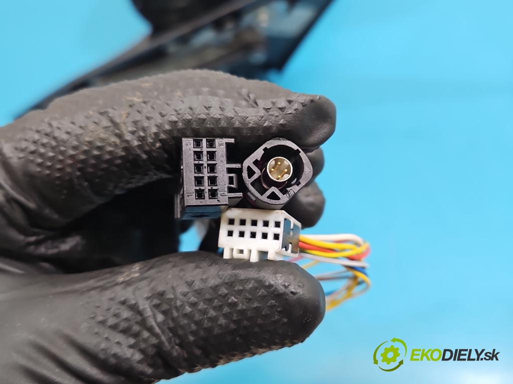 Mercedes S W222 2013-2020 3.0 cdi 656929 340KM: automatic 250 kW 2925 cm3 4- zrkadlo pravé A2228103602 (Kľučka dverí ostatné)