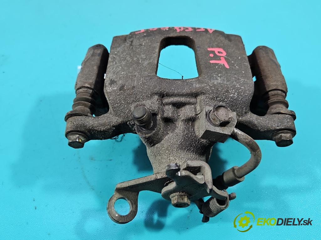 Fiat Freemont 2.0 jtd 170 hp manual 125 kW 1956 cm3 5- brzdič zadní pravý  (Klika dveří ostatní)