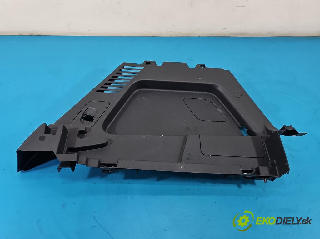 Citroen C5 Aircross 17-25 1.2 T 131 HP manual 96 kW 1199 cm3 5- Čalounictví: kufra: pravé 9822129577