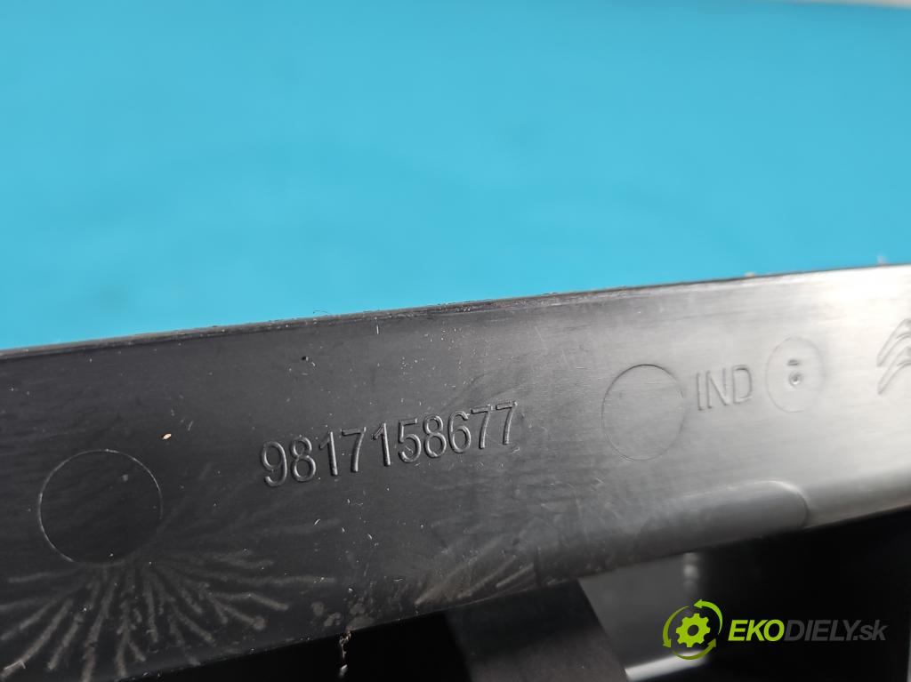 Citroen C5 Aircross 17-25 1.2 T 131 HP manual 96 kW 1199 cm3 5- kryt plast 9817158677