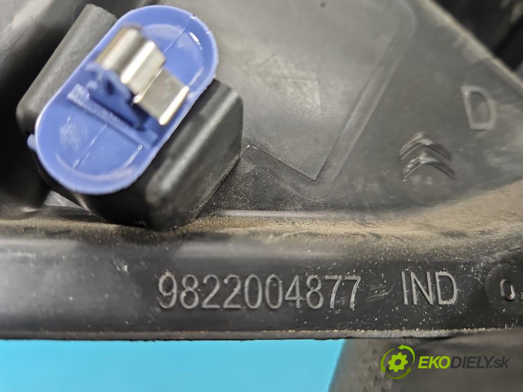 Citroen C5 Aircross 17-25 1.2 T 131 HP manual 96 kW 1199 cm3 5- kryt plast 9822004877