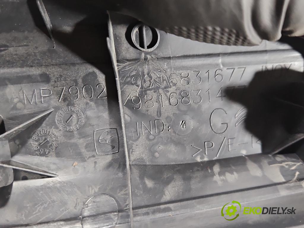 Citroen C5 Aircross 17-25 1.2 T 131 HP manual 96 kW 1199 cm3 5- kryt plast 9816831677