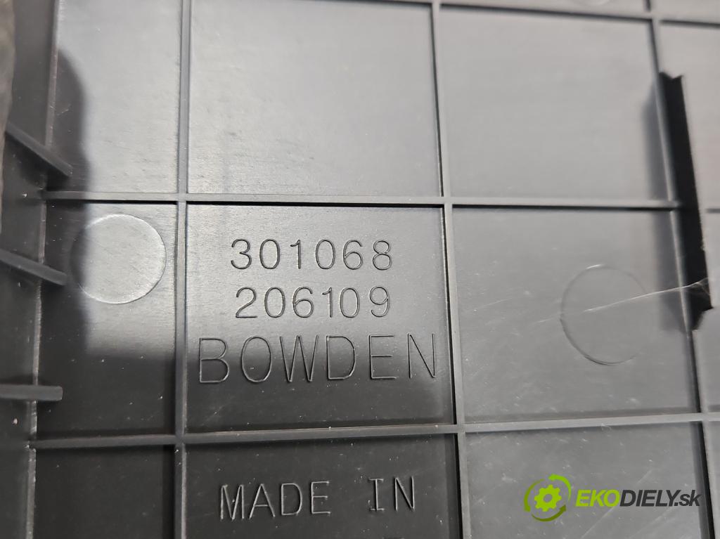 Citroen C5 Aircross 17-25 1.2 T 131 hp manual 96 kW 1199 cm3 5- kryt plastová 9820302280