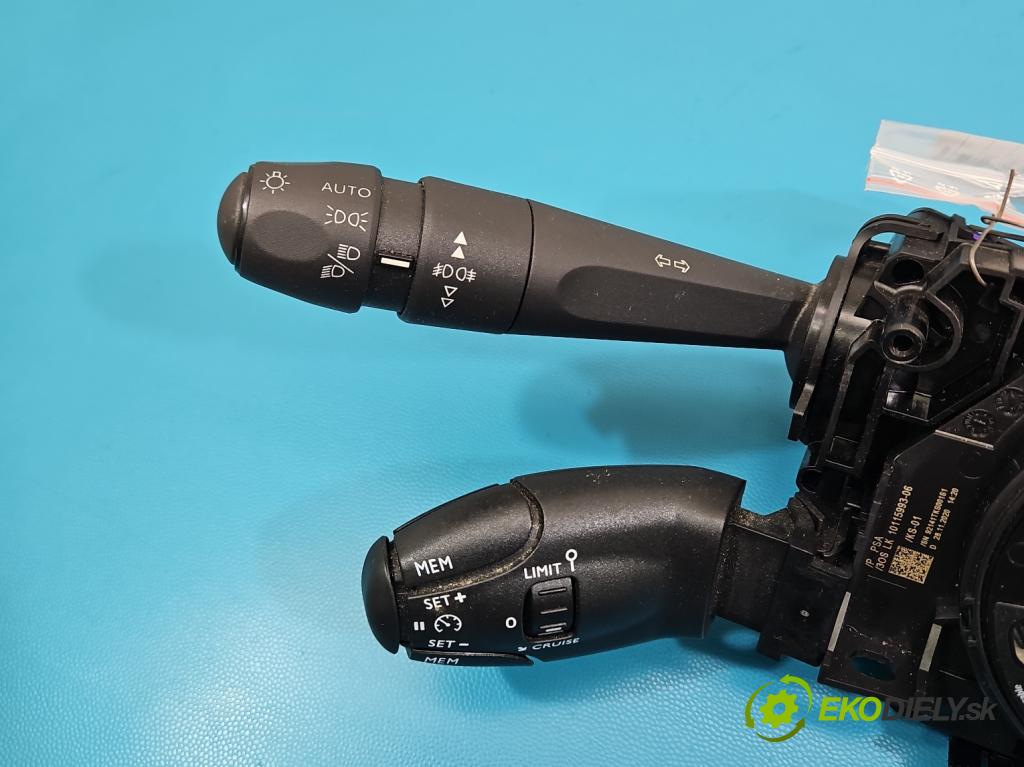 Citroen C5 Aircross 17-25 1.2 T 131 HP manual 96 kW 1199 cm3 5- prepínač komplex: 98312569ZD (Prepínacie páčky pod volantom)