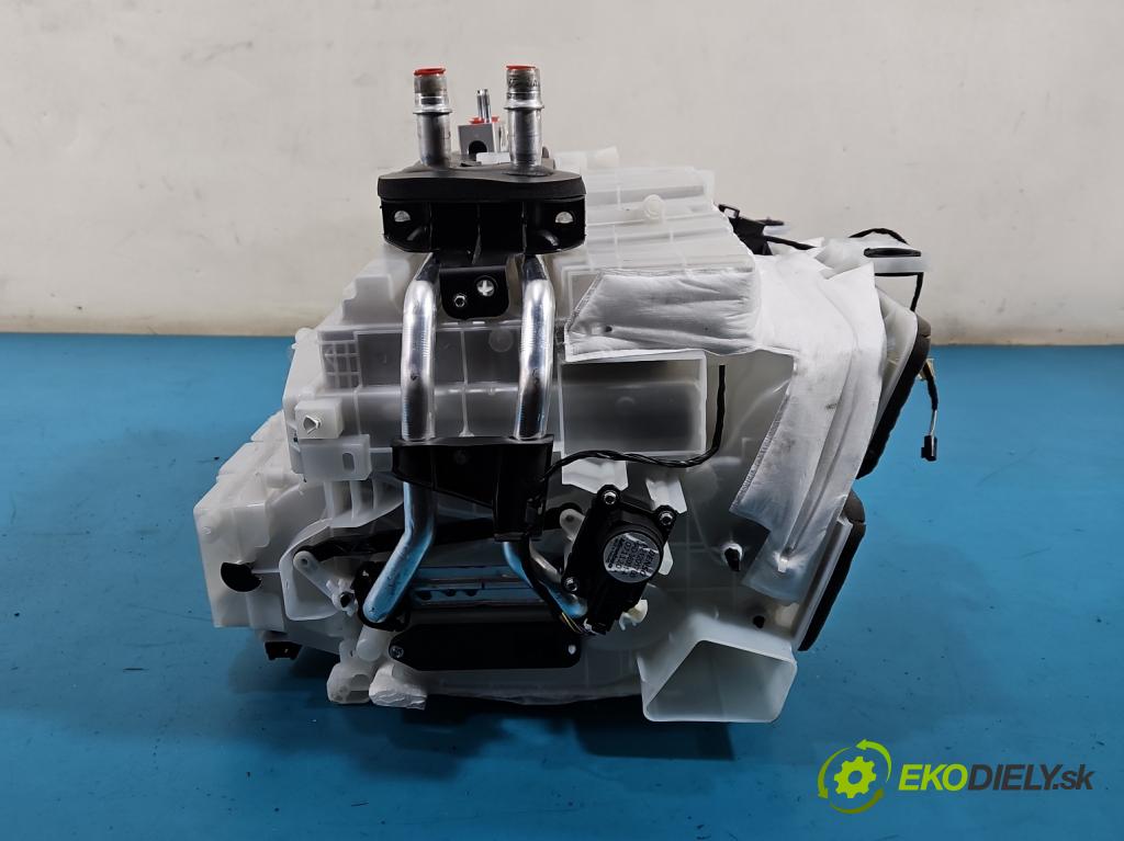 Citroen C5 Aircross 17-25 1.2 T 131 hp manual 96 kW 1199 cm3 5- radiátor  (Radiátor topení)