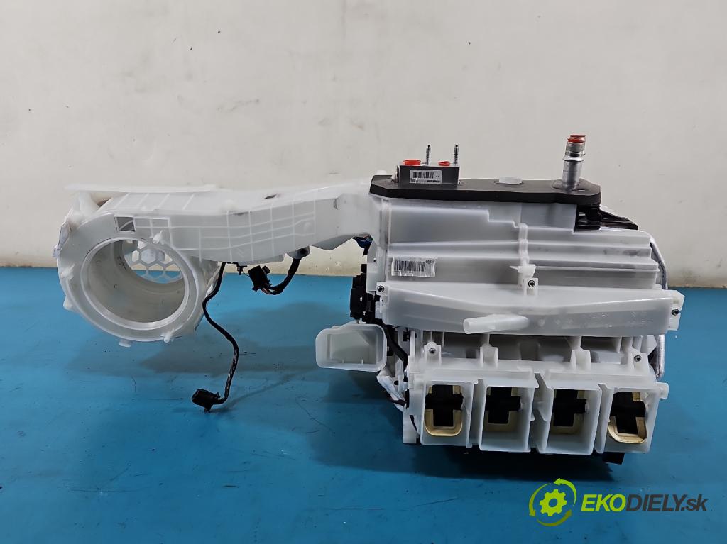 Citroen C5 Aircross 17-25 1.2 T 131 hp manual 96 kW 1199 cm3 5- radiátor  (Radiátor topení)