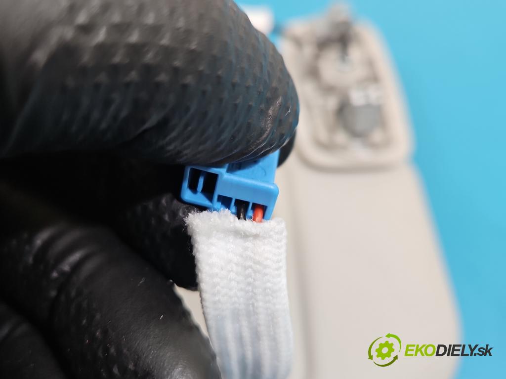 Citroen C5 Aircross 17-25 1.2 T 131 HP manual 96 kW 1199 cm3 5- clonítko pravé