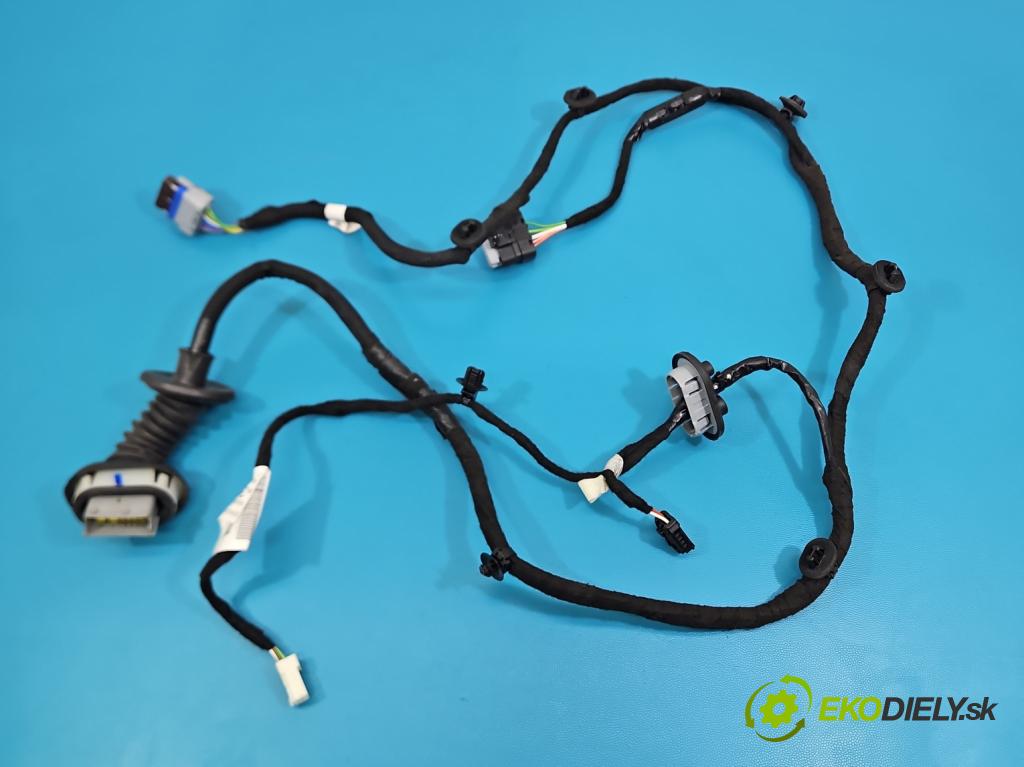 Citroen C5 Aircross 17-25 1.2 T 131 HP manual 96 kW 1199 cm3 5- Zväzok: dvere zadné pravých 9830597880