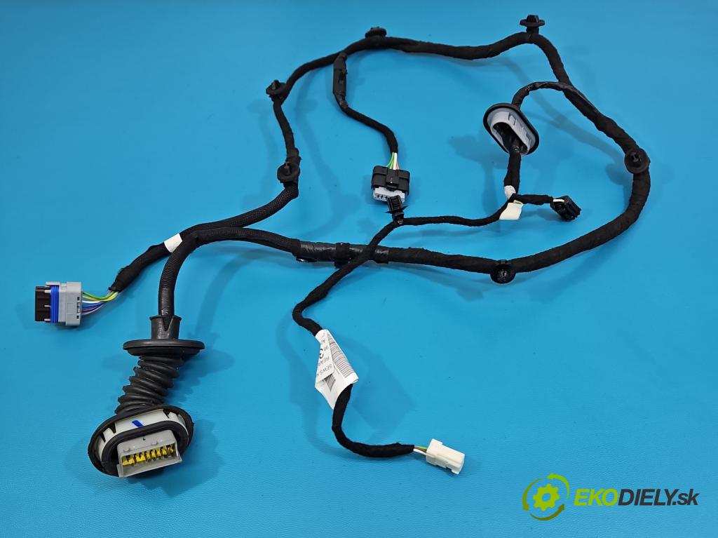 Citroen C5 Aircross 17-25 1.2 T 131 HP manual 96 kW 1199 cm3 5- Zväzok: dvere zadné pravých 9830597880