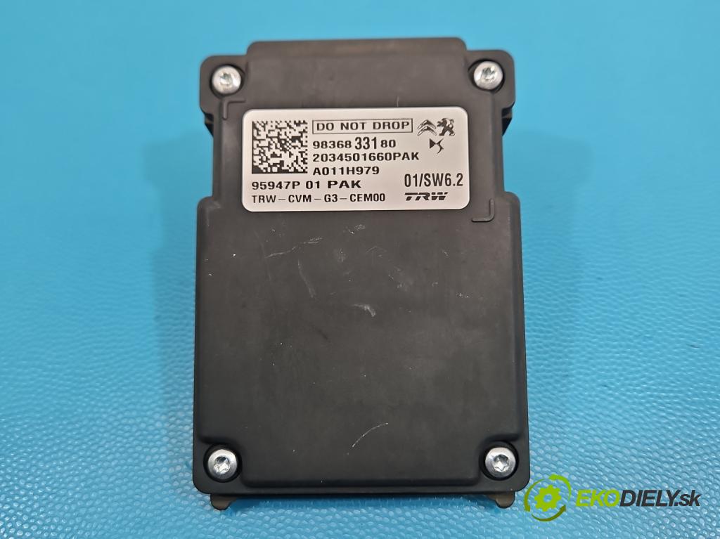 Citroen C5 Aircross 17-25 1.2 T 131 HP manual 96 kW 1199 cm3 5- Kamera predné 9836833180