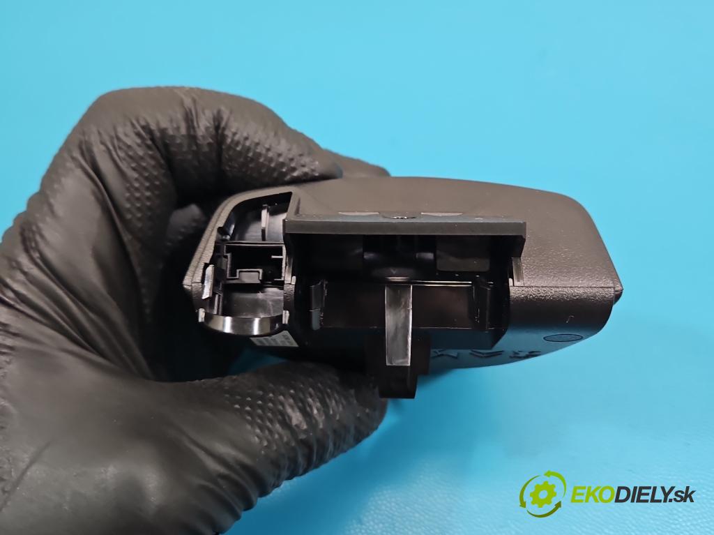 Citroen C5 Aircross 17-25 1.2 T 131 HP manual 96 kW 1199 cm3 5- Kamera predné 9830981277