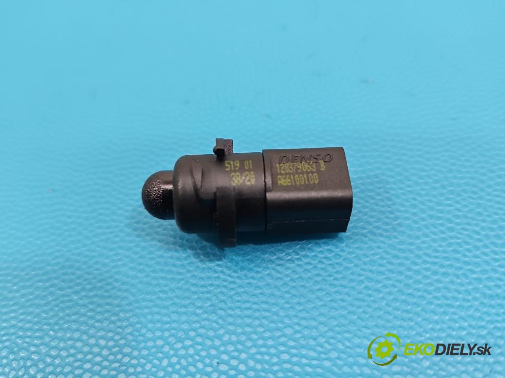 Citroen C5 Aircross 17-25 1.2 T 131 HP manual 96 kW 1199 cm3 5- snímač stmievania A66100100