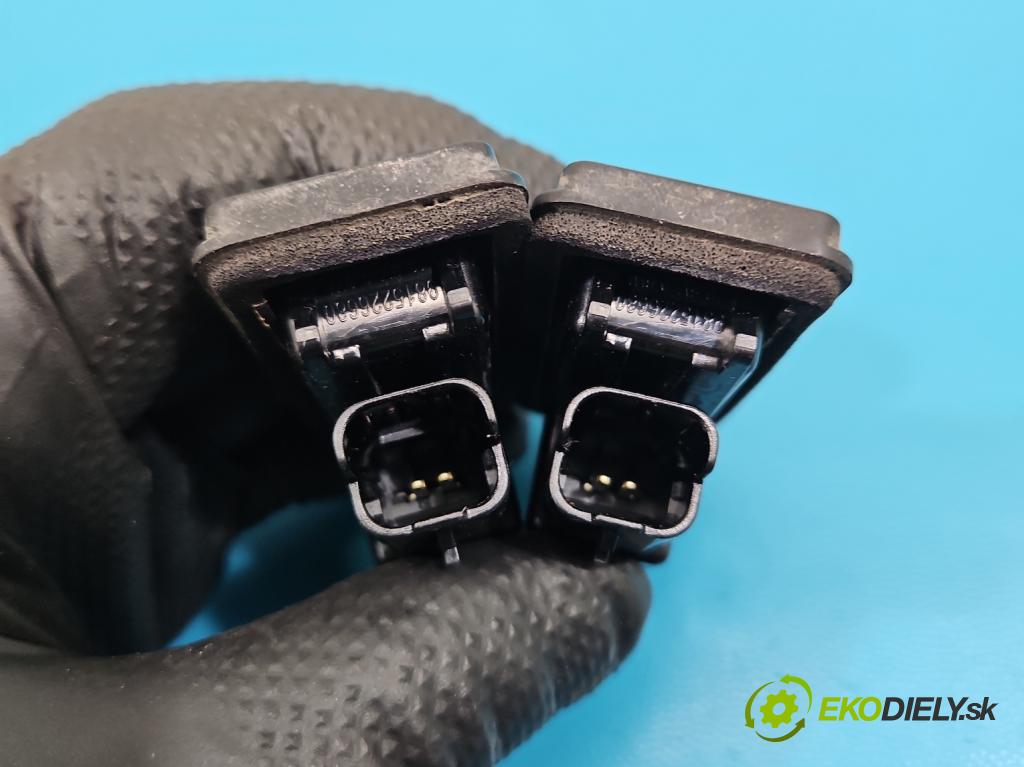 Citroen C5 Aircross 17-25 1.2 T 131 HP manual 96 kW 1199 cm3 5- podsvietenie 9815226680