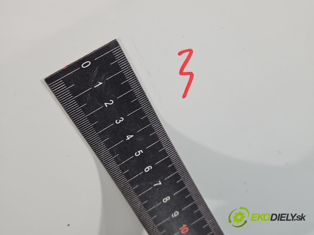 Seat Ibiza IV 6J 2008-2017 1.2 12V 69KM manual 51 kW 1198 cm3 5- dvere zadné pravé  (Kľučka dverí ostatné)