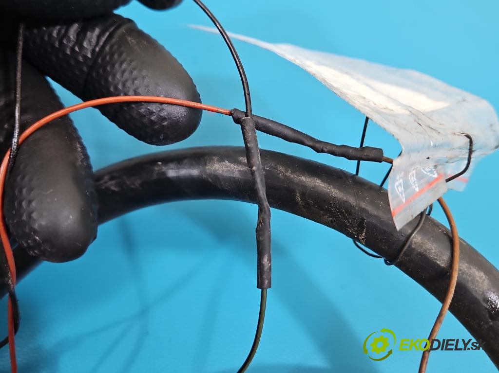 Opel Meriva A 2002-2010 1.4 16V 90 HP manual 66 kW 1364 cm3 5- čerpadlo palivo