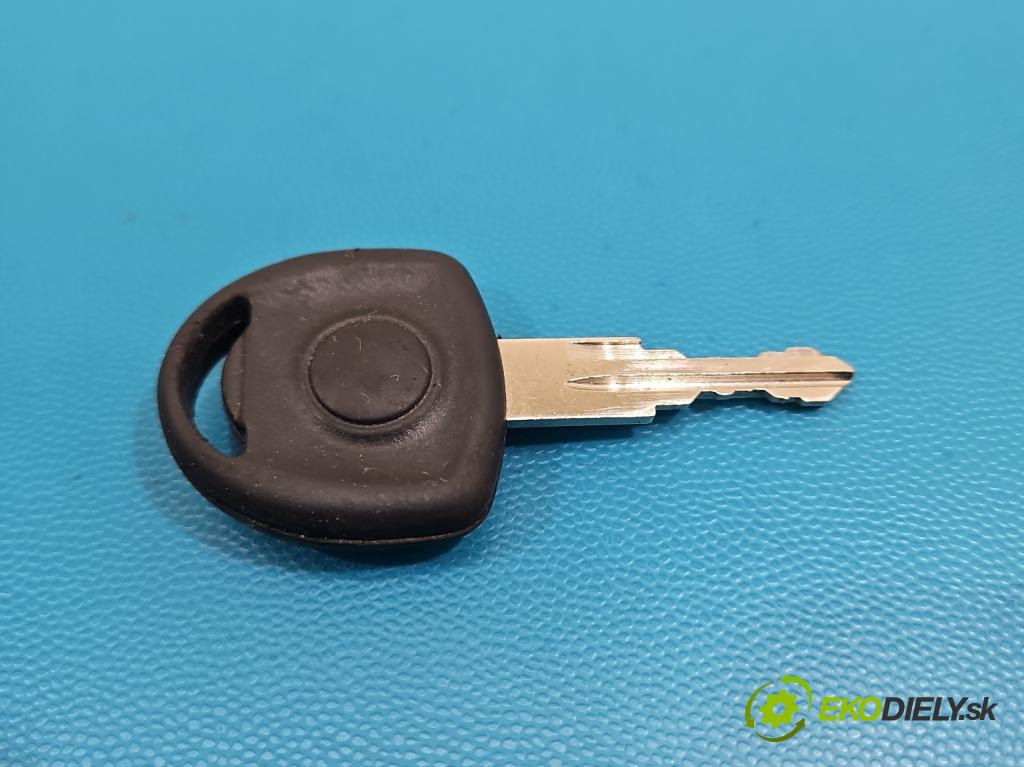 Opel Corsa C 2000-2006 1.3 cdti 69KM manual 51 kW 1248 cm3 3- riadiaca jednotka motora 55190069