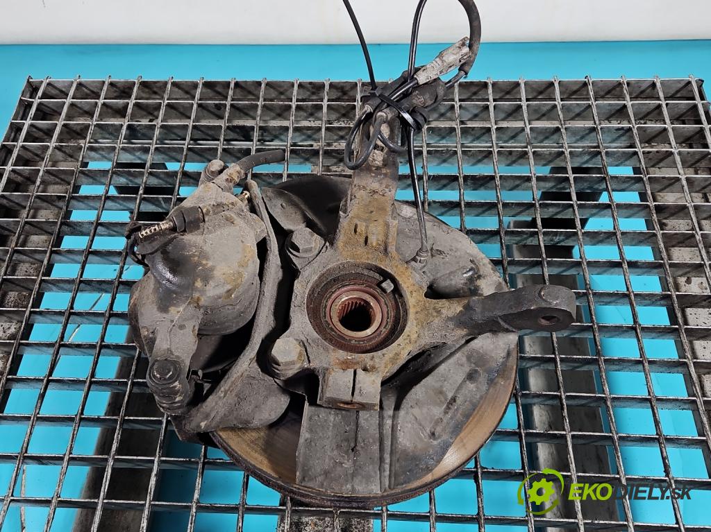 Citroen C8 2002-2014 2.2 16V 158 HP manual 116 kW 2230 cm3 5- náboj pravé  (Náboj kolesa)