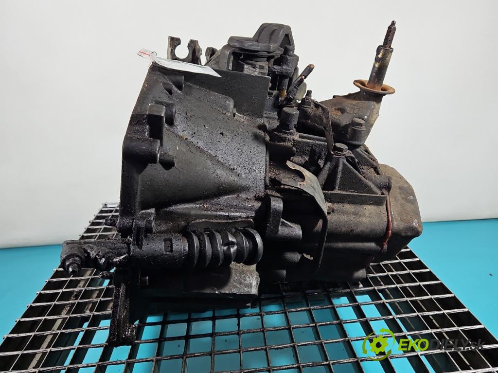 Citroen C8 2002-2014 2.2 16V 158 hp manual 116 kW 2230 cm3 5- převodovka stupňová manual 20LM25