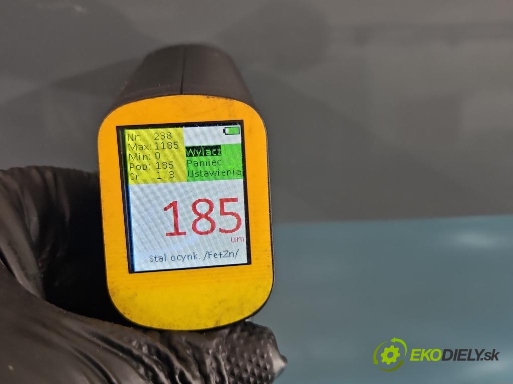 Jeep Cherokee KL 2013-2023 2.0 multijet 140 hp manual 103 kW 1956 cm3 5- dveře přední pravé  (Klika dveří ostatní)