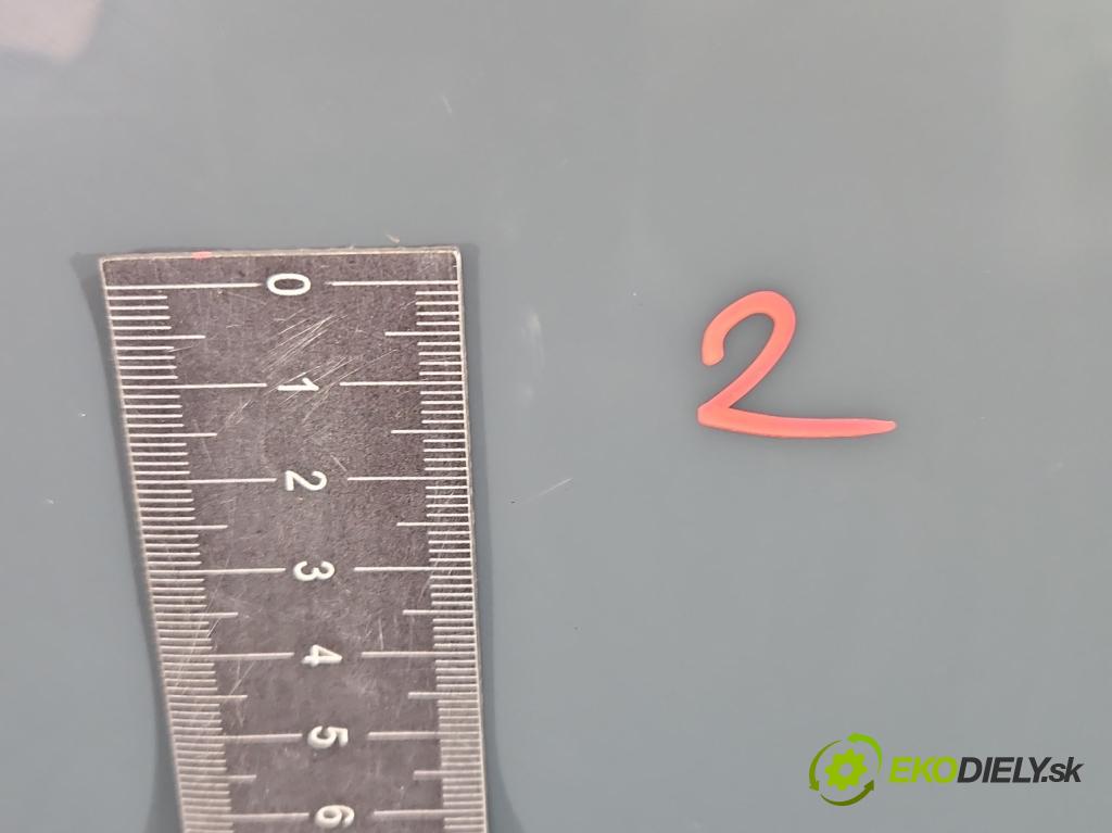 Jeep Cherokee KL 2013-2023 2.0 multijet 140 hp manual 103 kW 1956 cm3 5- dveře zadní pravé  (Klika dveří ostatní)