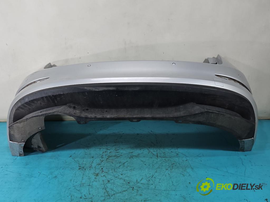 Skoda Scala 2019- 1.5 TSI 150 hp manual 110 kW 1498 cm3 5- nárazník zadní  (Klika dveří ostatní)