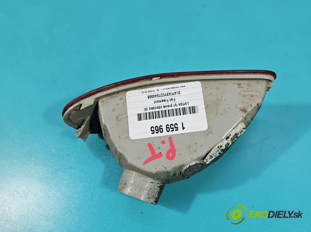 Fiat Freemont 2.0 jtd 170 HP manual 125 kW 1956 cm3 5- svetlo / reflektor zadné pravé nárazník